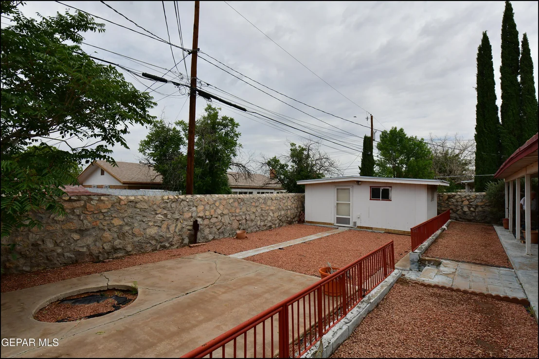 Photo of 10725 SAIGON Drive