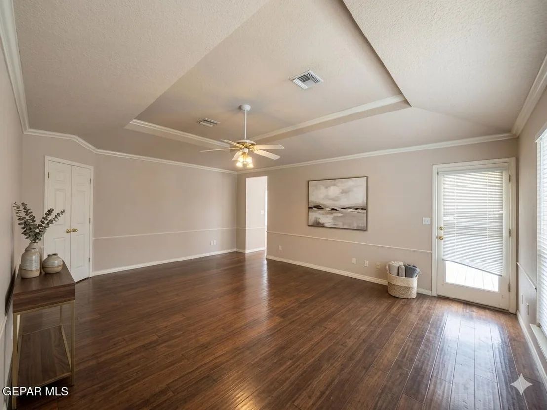 Photo of 6261 LOS BANCOS Drive