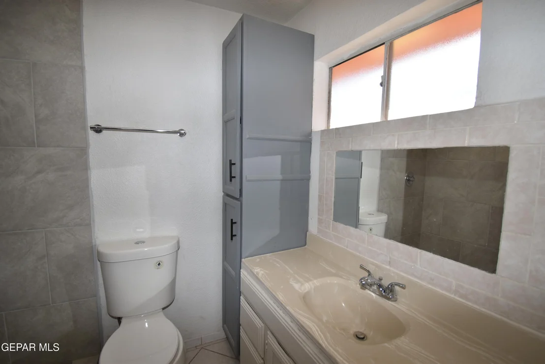 Photo of 321 APODACA Place