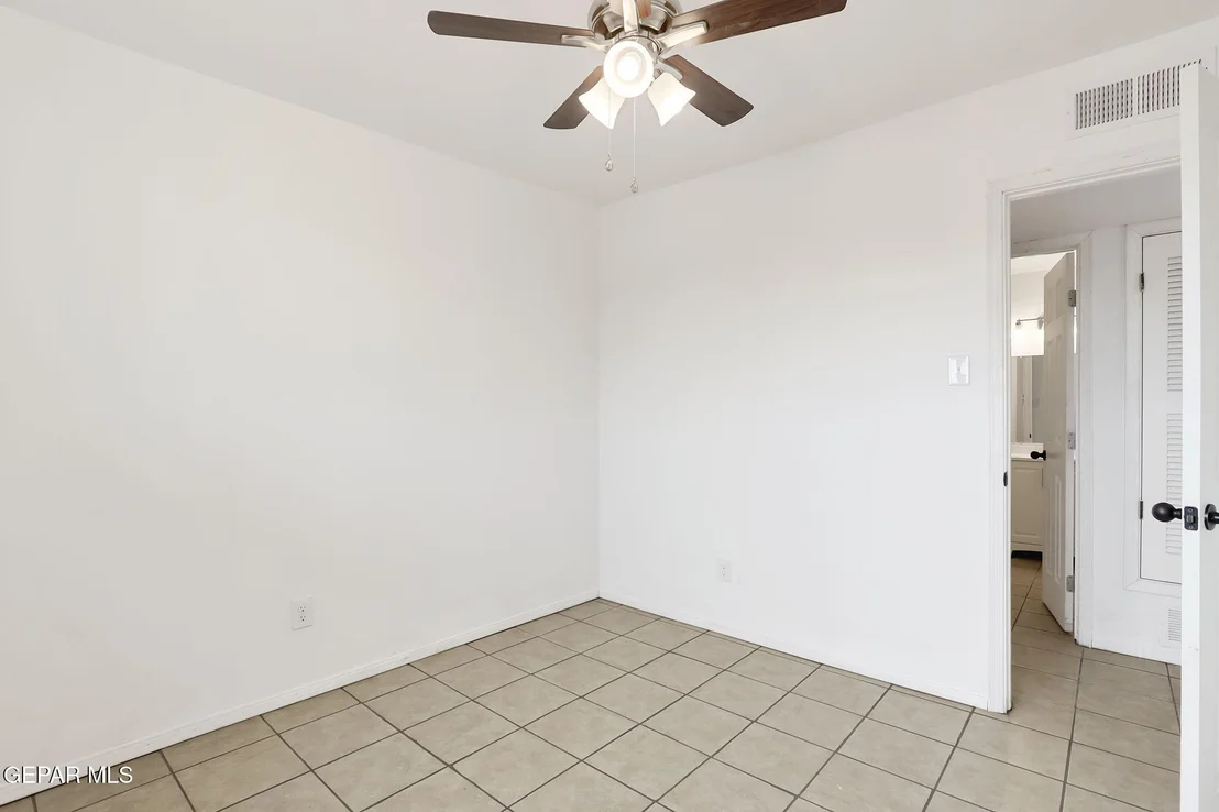 Photo of 10447 Hodges Circle