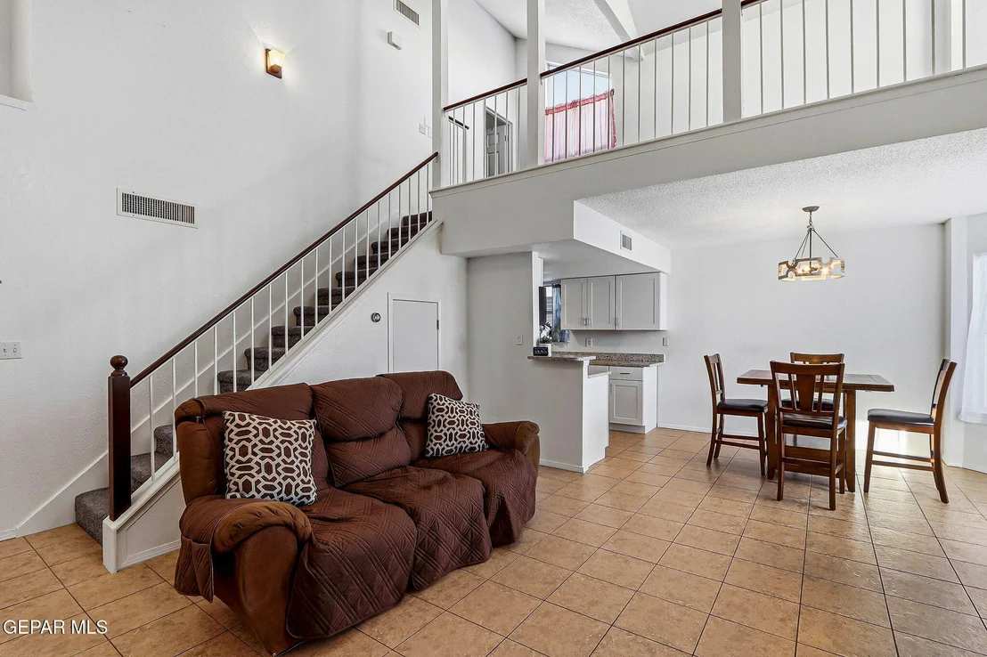 Photo of 390 BRILL Circle