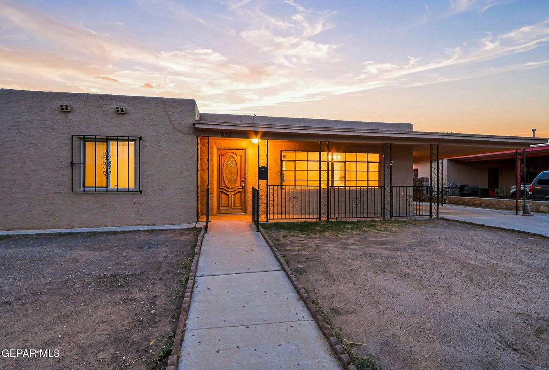 Photo of 637 Alicia Drive