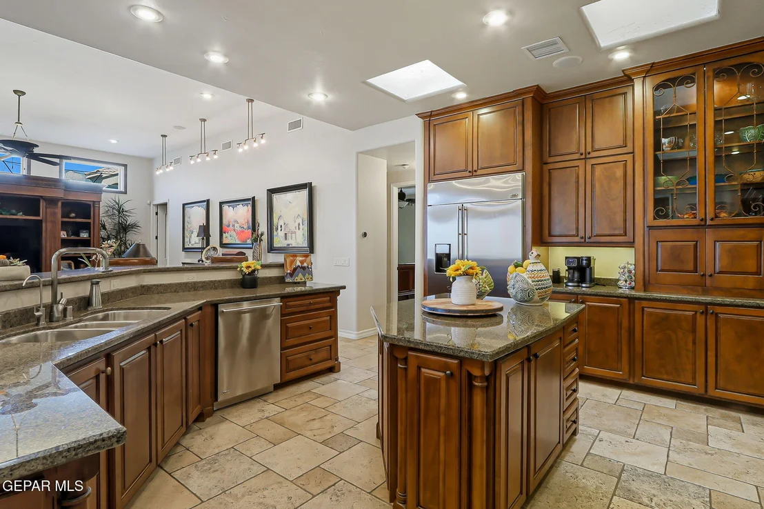Photo of 6333 FRANKLIN TRAIL Drive