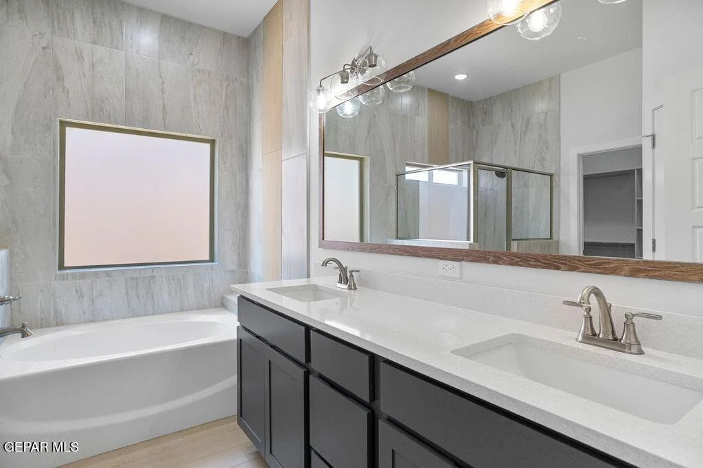 Photo of 425 Deserts Drive
