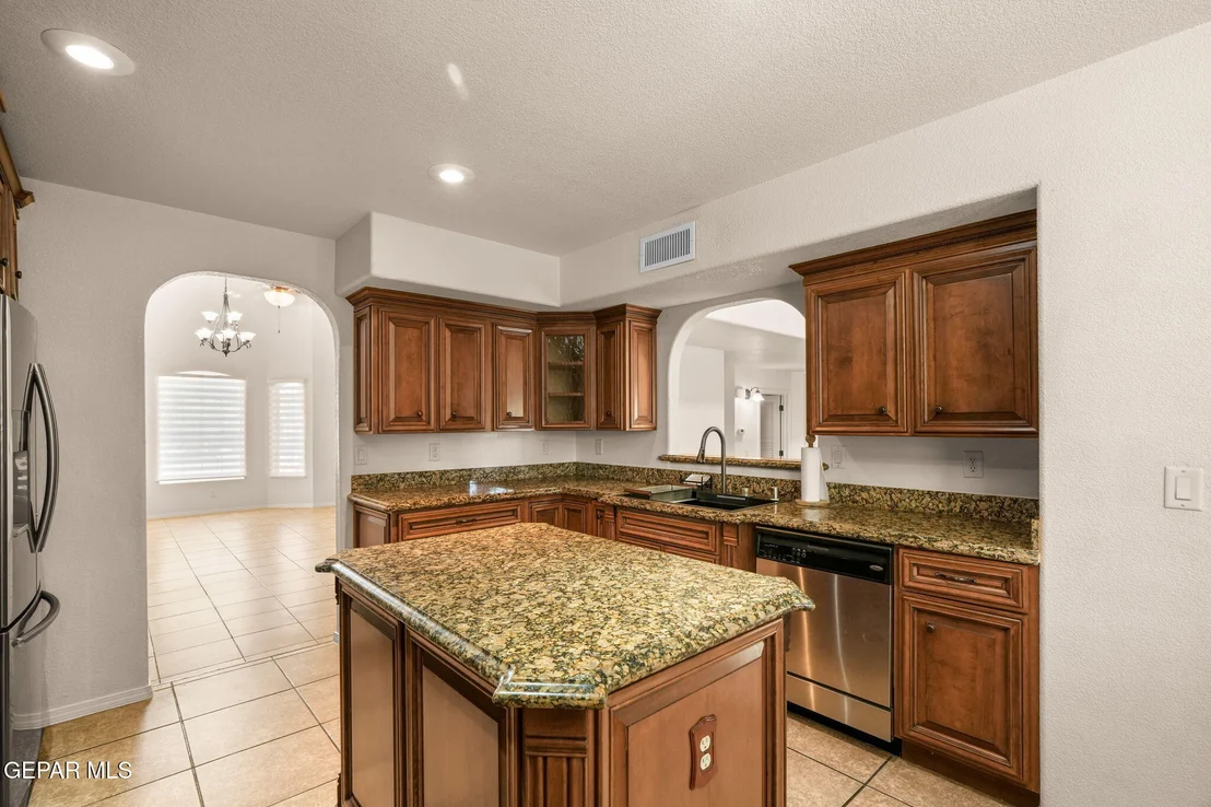 Photo of 14840 Holden Road