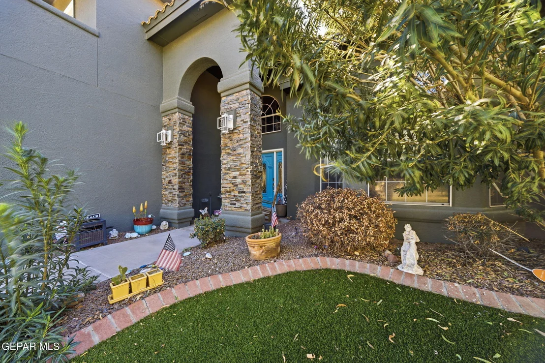 Photo of 554 SHADOW WILLOW Drive