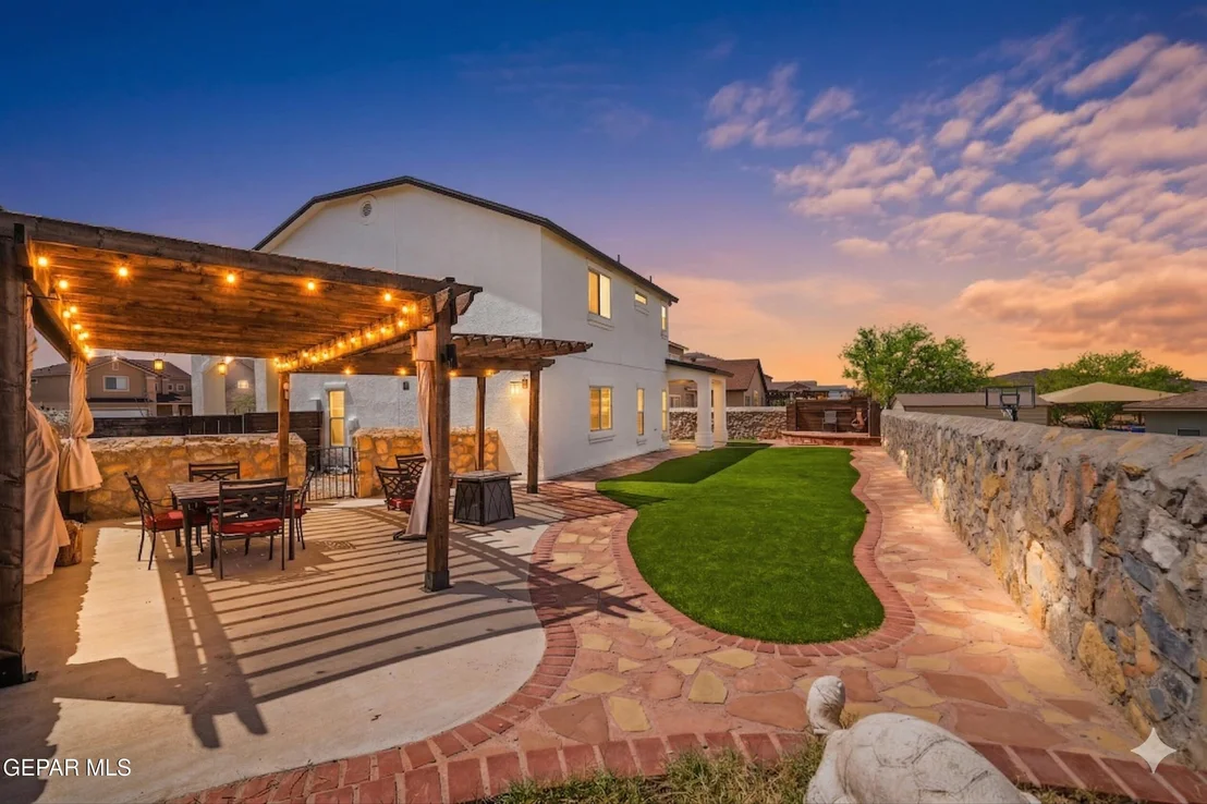 Photo of 14425 APPLE POINT Court