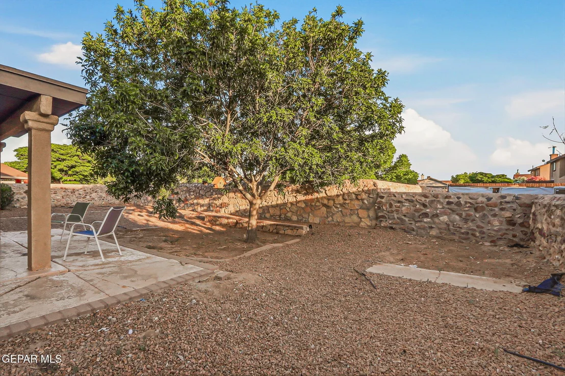 Photo of 680 Sequeiros Court
