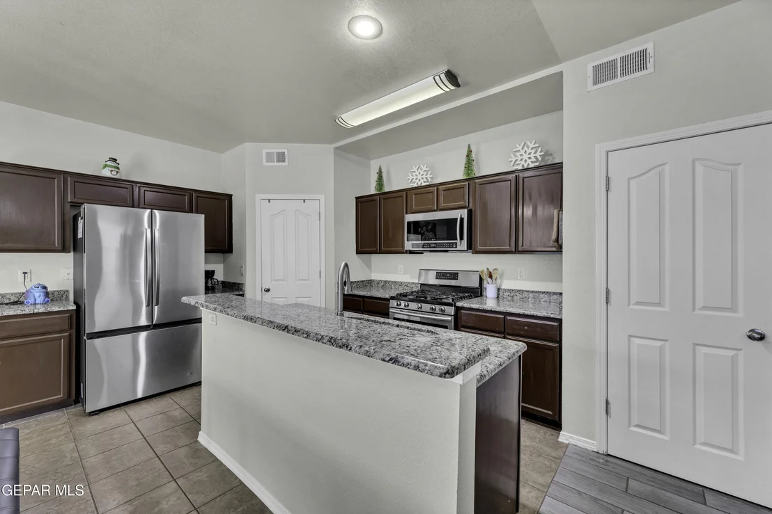 Photo of 2240 AMBER POINT Place