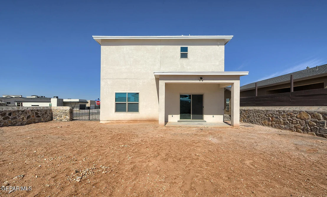 Photo of 15100 COMPOSITION Avenue
