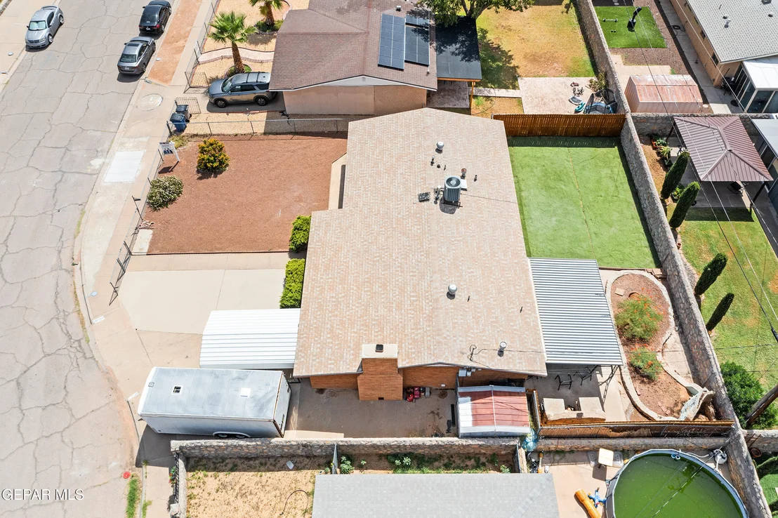 Photo of 5804 TAUTOGA Drive