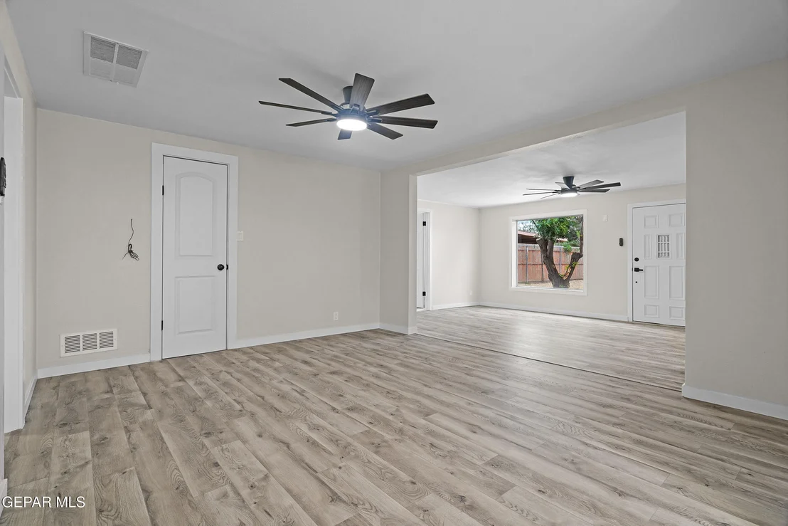 Photo of 124 TOLEDO Place