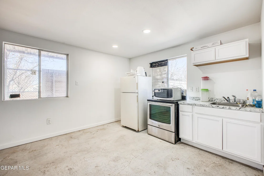 Photo of 440 JAMES Street