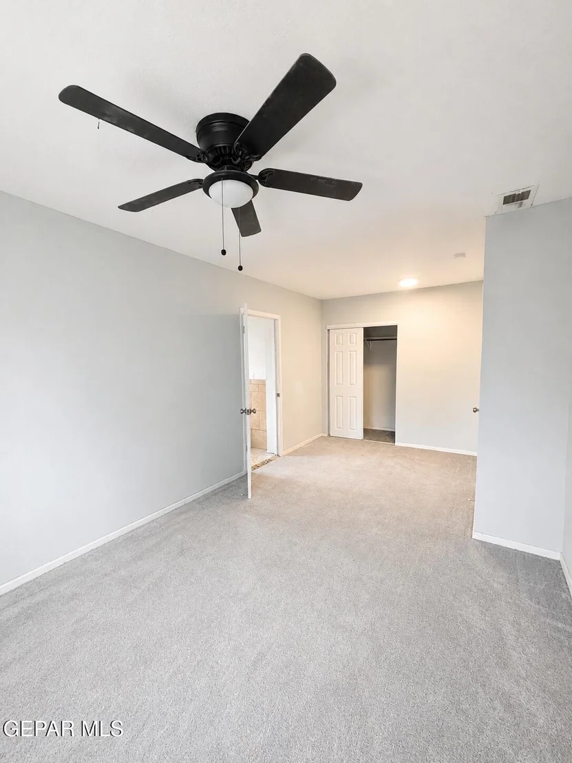 Photo of 305 MCCUNE Road