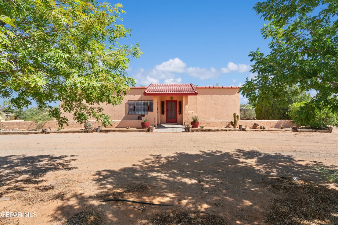 Photo of 5249 DESERT WILLOW Drive