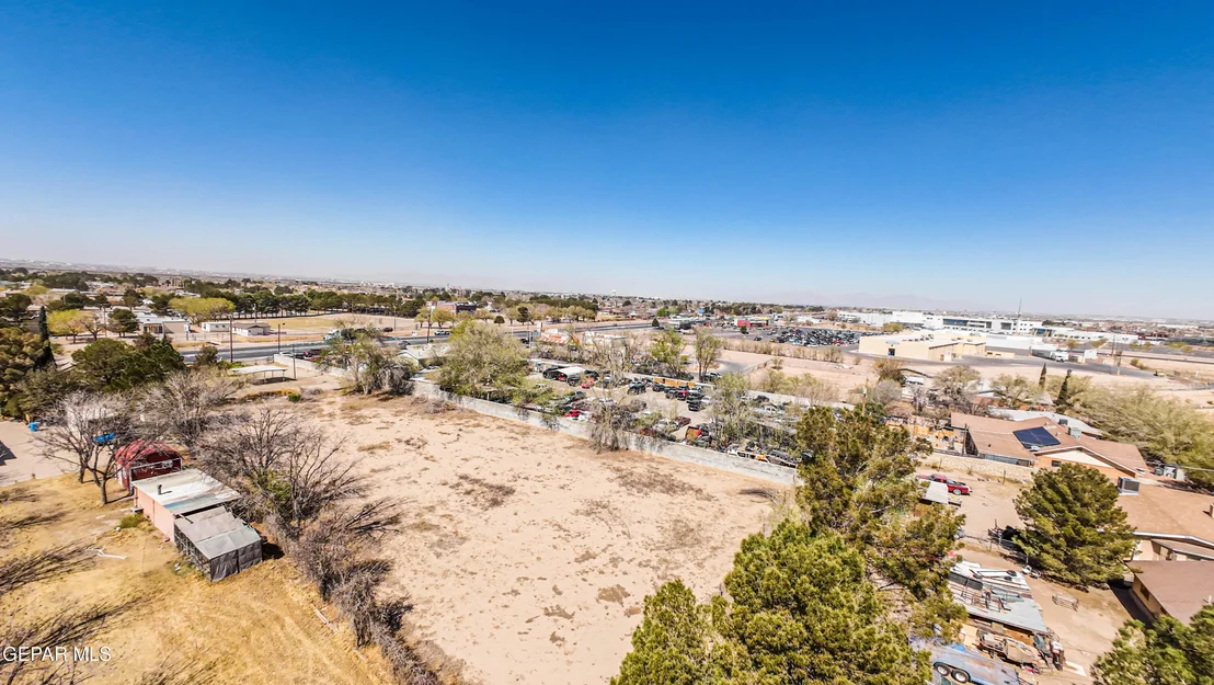 Photo of 10409 Alameda Avenue