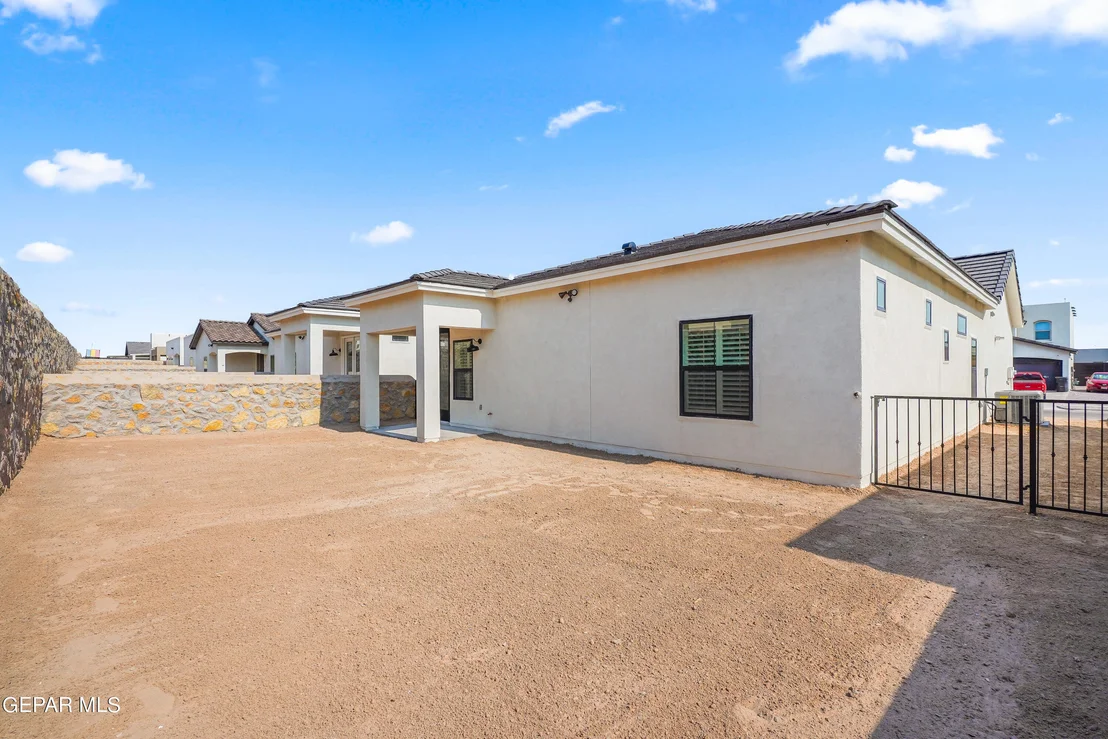 Photo of 5996 Dalhart Drive