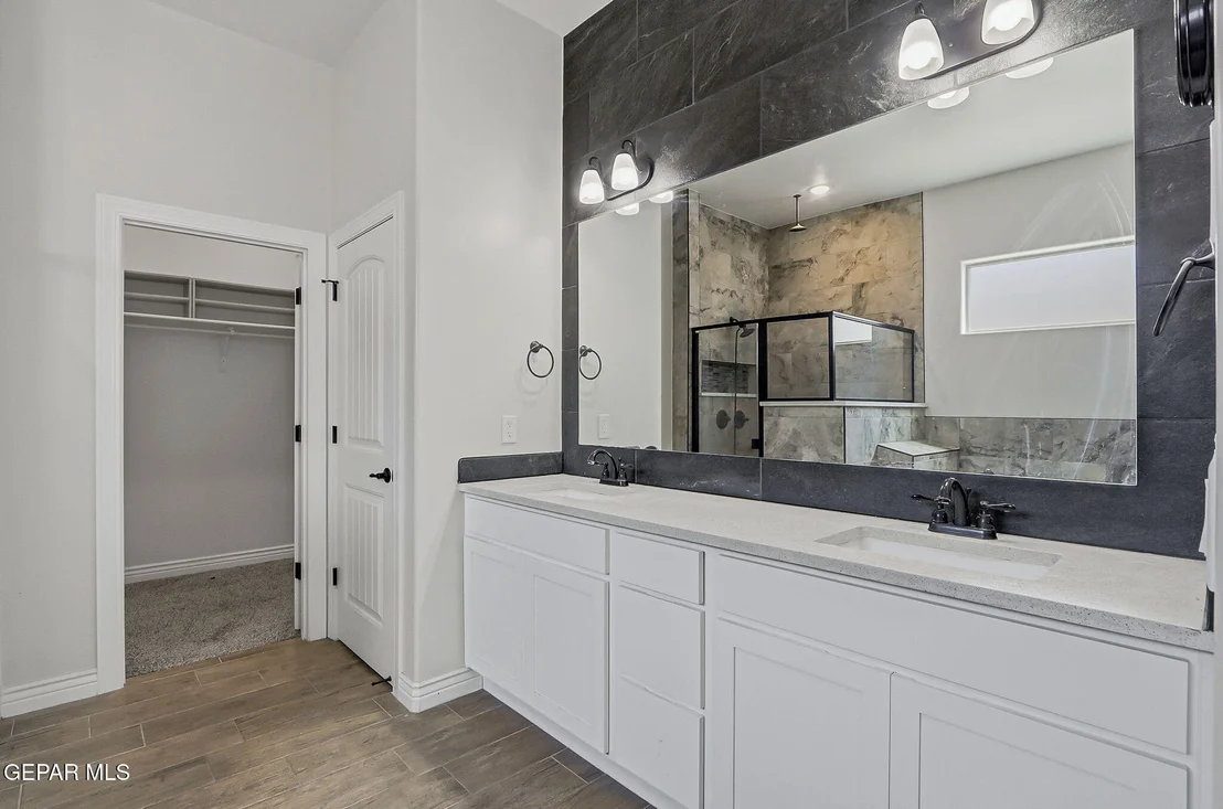 Photo of 7392 CIMARRON GAP Drive
