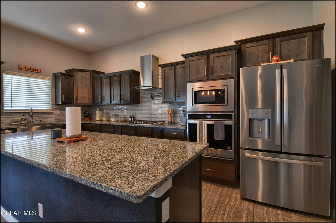 Photo of 913 ABE GOLDBERG Drive
