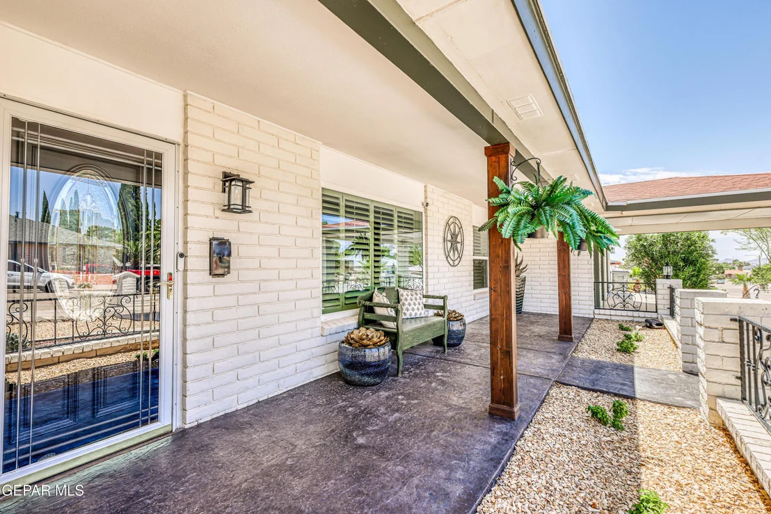 Photo of 10528 Ashridge Drive
