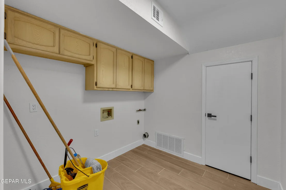 Photo of 1305 JAMES KELLEY Drive