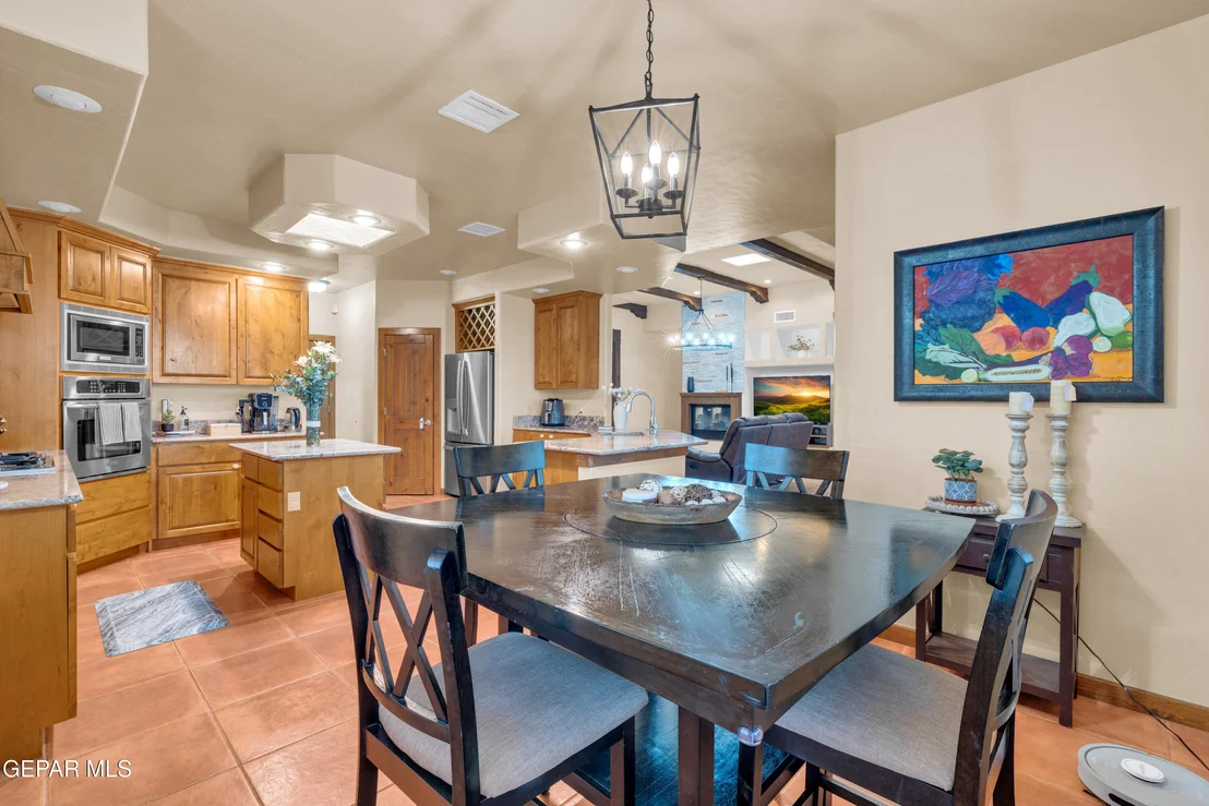 Photo of 1072 LOS MOROS Drive