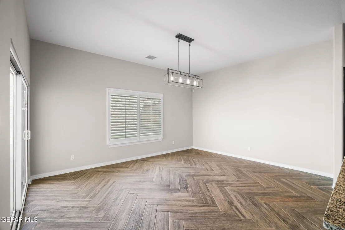 Photo of 7829 ENCHANTED RIDGE Drive