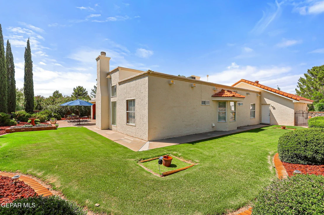 Photo of 4652 GLOBE WILLOW Drive