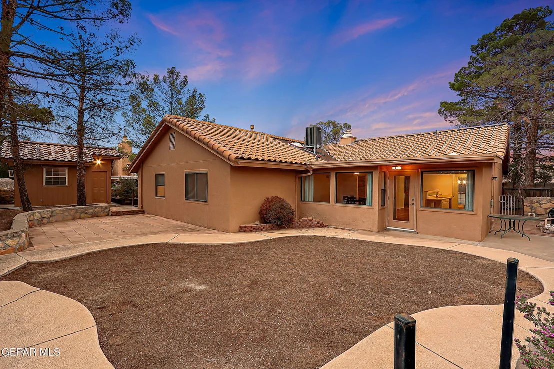 Photo of 11604 Cedar crest Drive