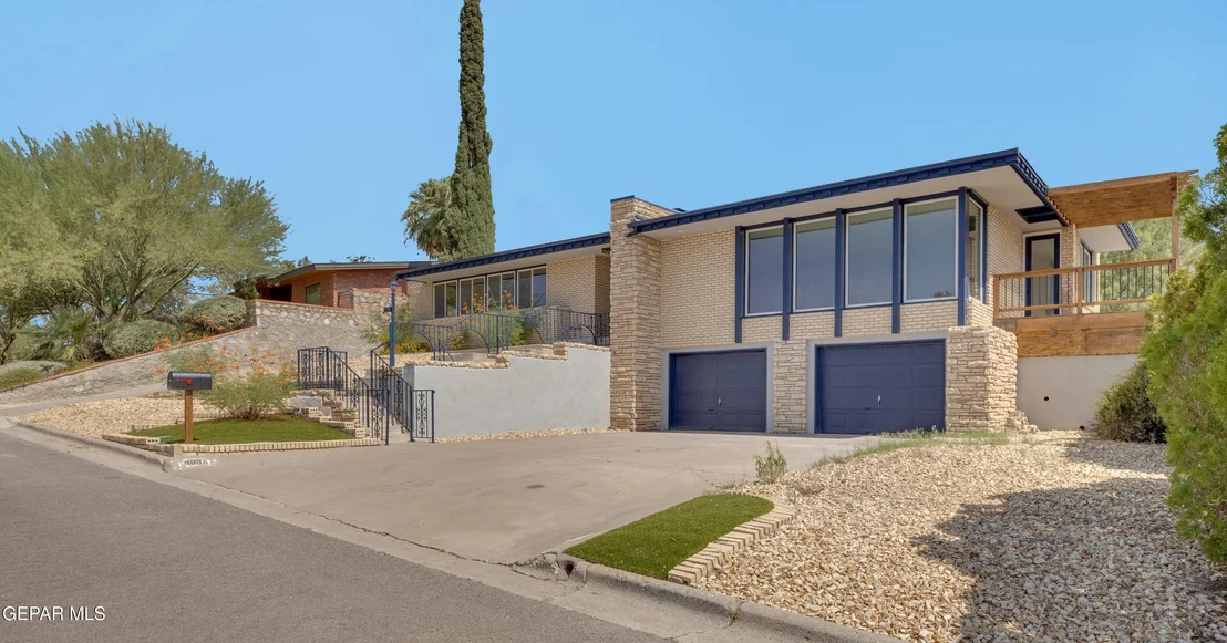 Photo of 4004 Flamingo Drive