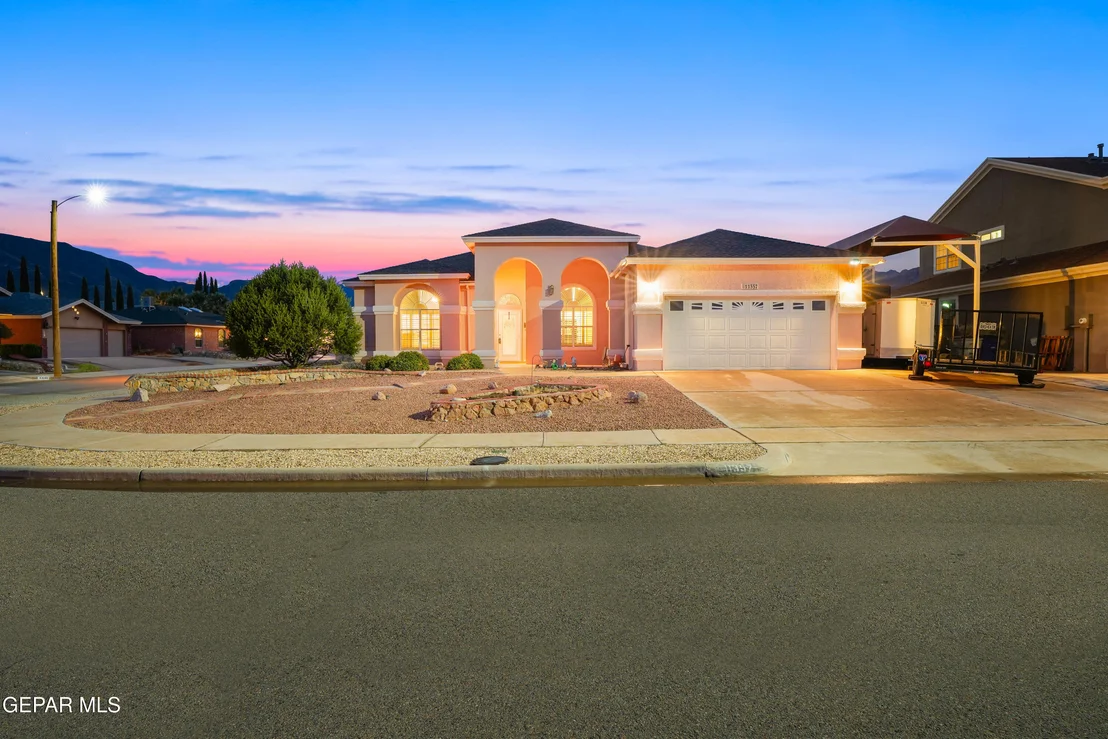 Photo of 11357 LOMA CRYSTAL Place