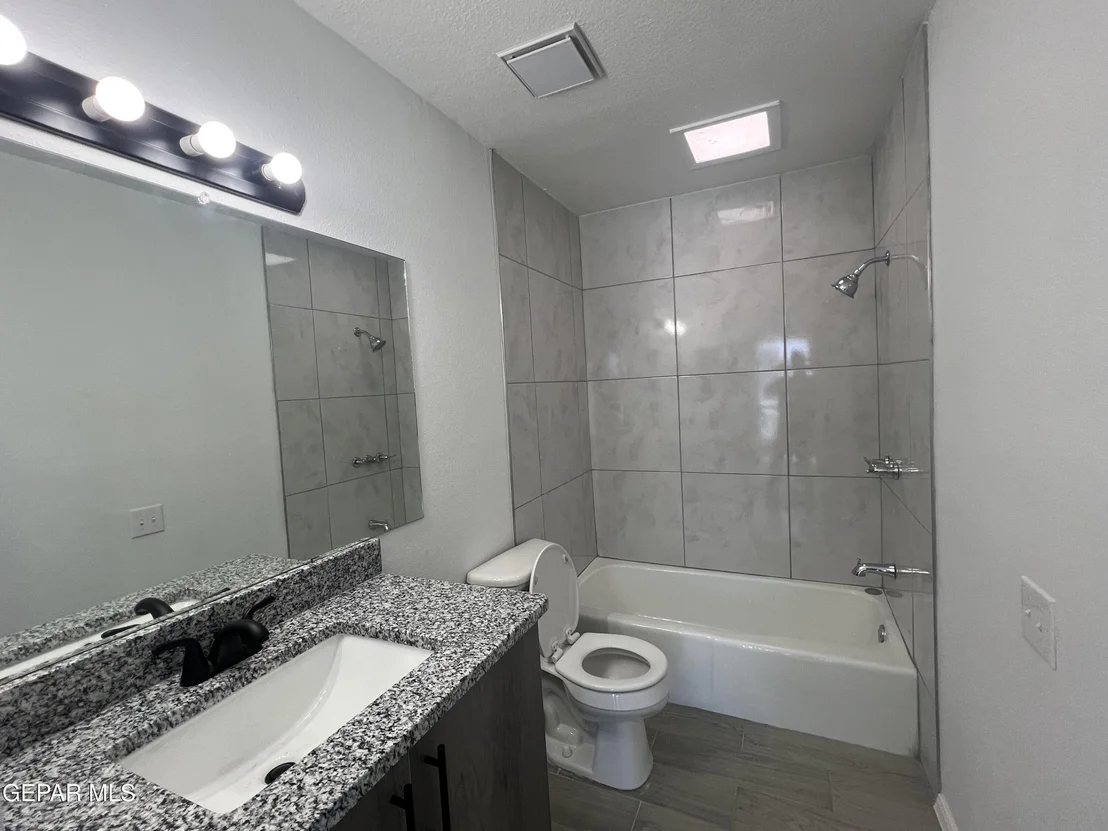 Photo of 1809 VILLA SANTOS Circle
