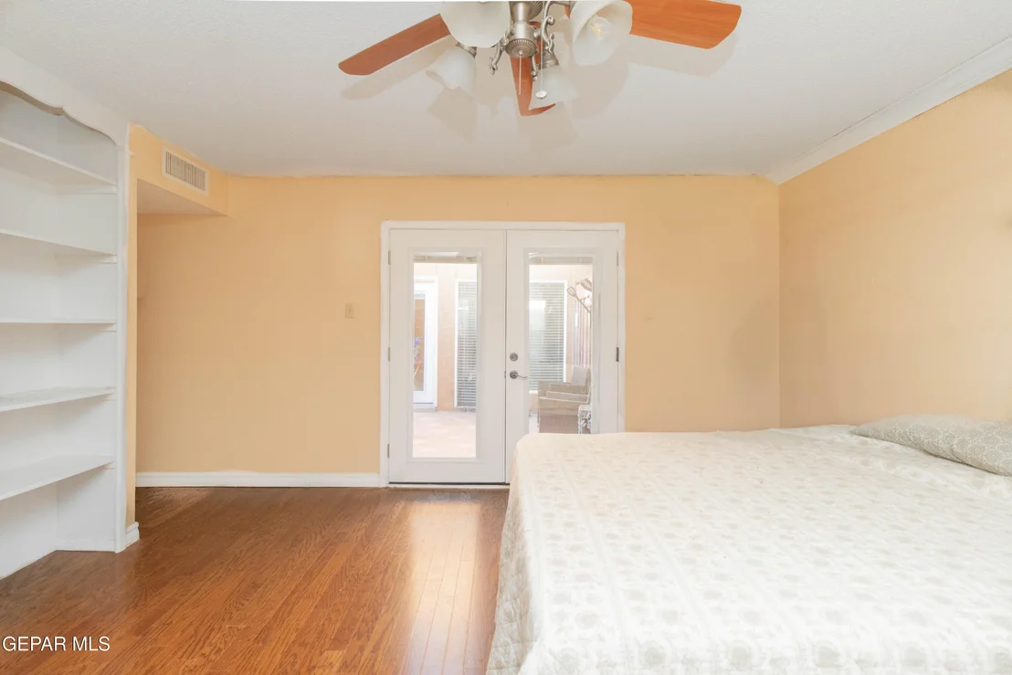 Photo of 717 FRONTERA Road