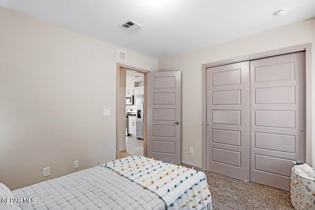 Photo of 948 SANDHURST Place