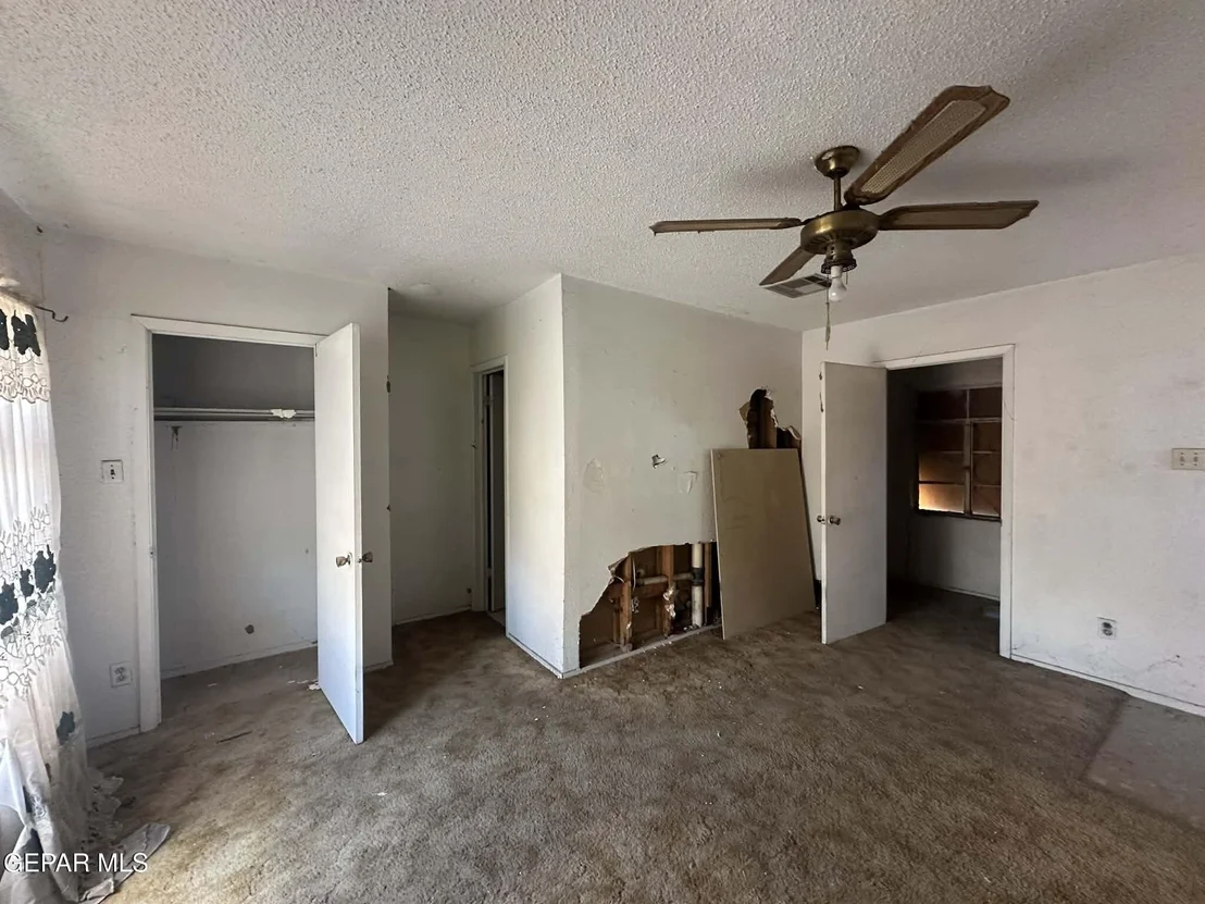 Photo of 310 Place Road