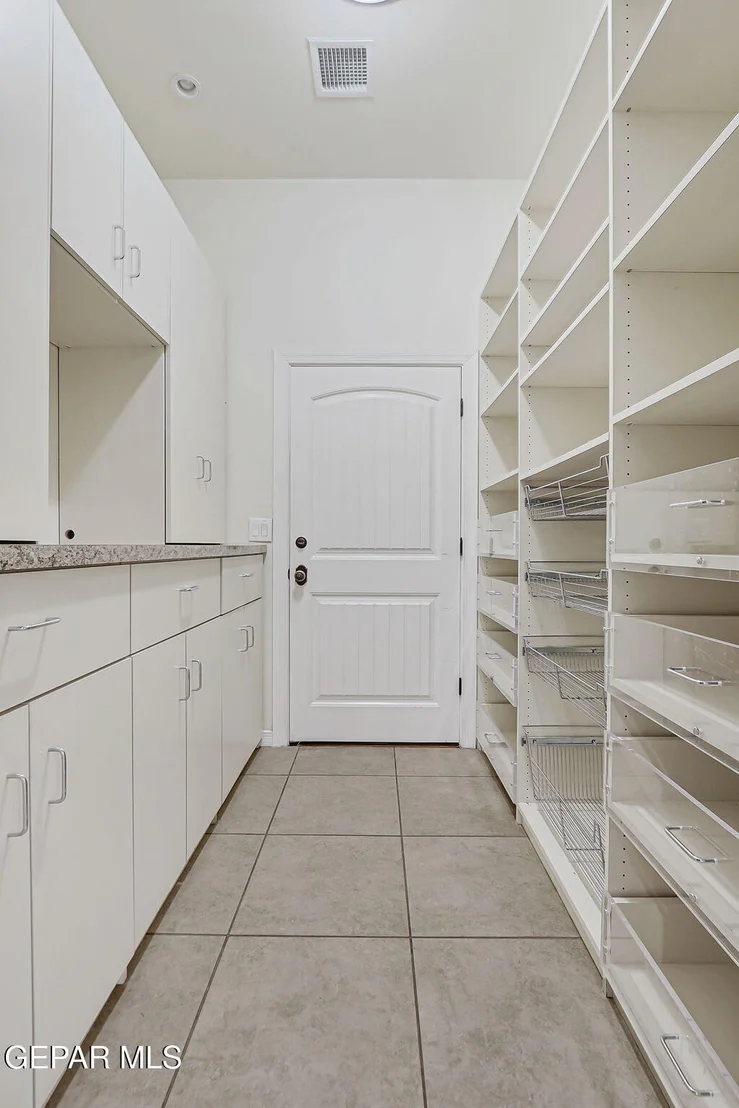 Photo of 5540 Westside Drive
