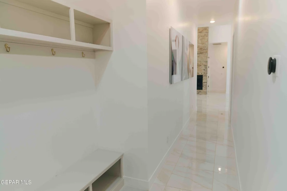 Photo of 653 BIR Circle