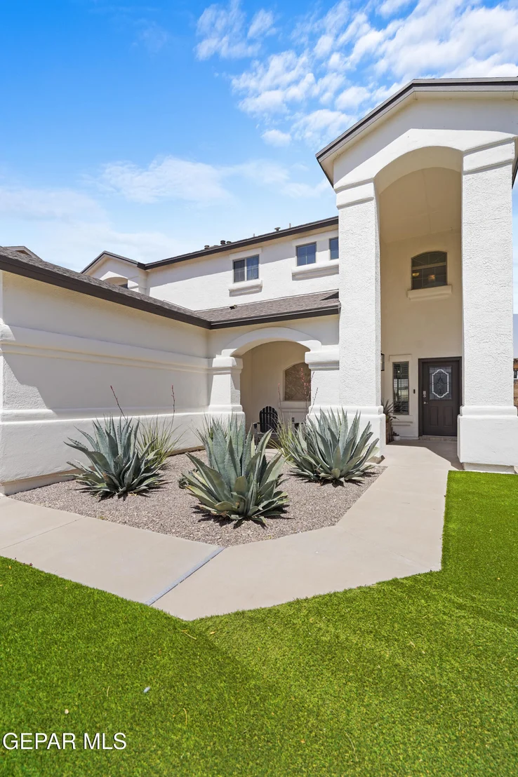 Photo of 14425 APPLE POINT Court
