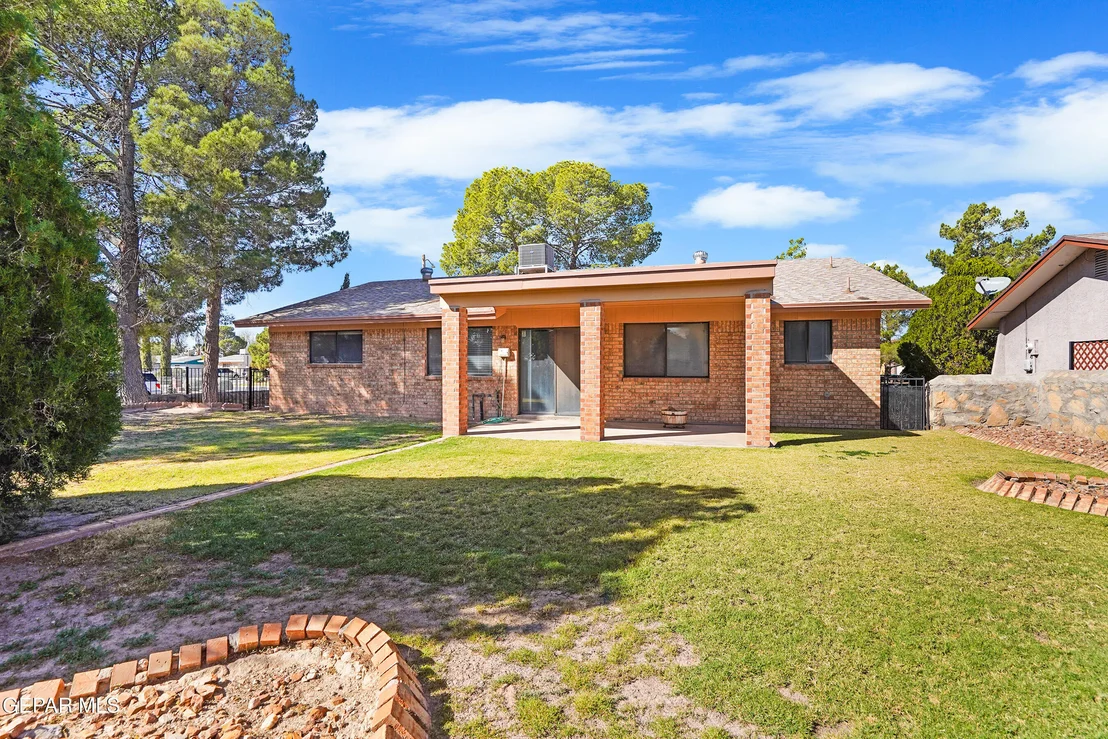 Photo of 1628 GENE TORRES Drive