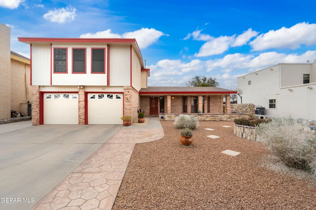 Photo of 1687 DANIELS Lane