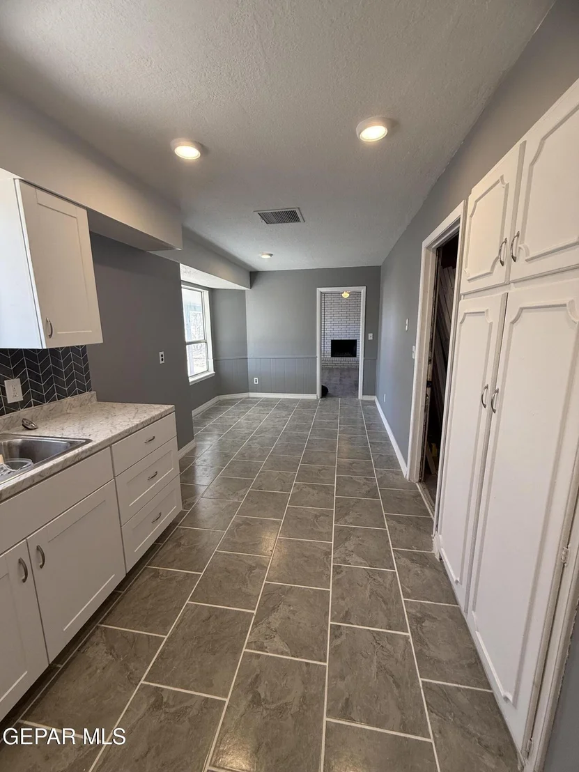 Photo of 2701 GASTON Drive