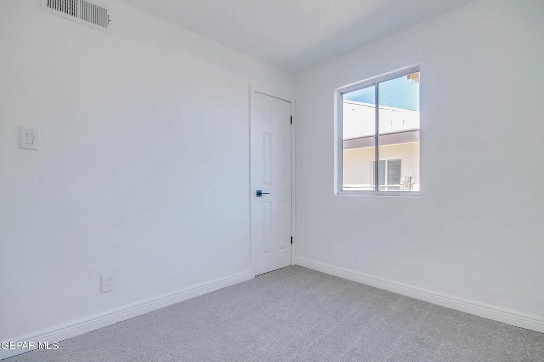 Photo of 8165 JOSEPHINE Circle