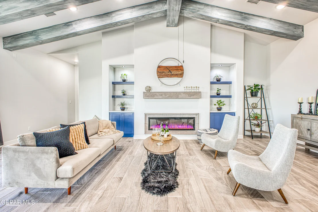 Photo of 309 Blue Valley