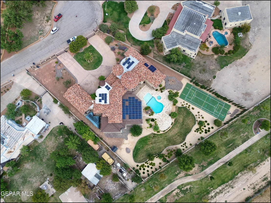 Photo of 4006 ROADSIDE Court