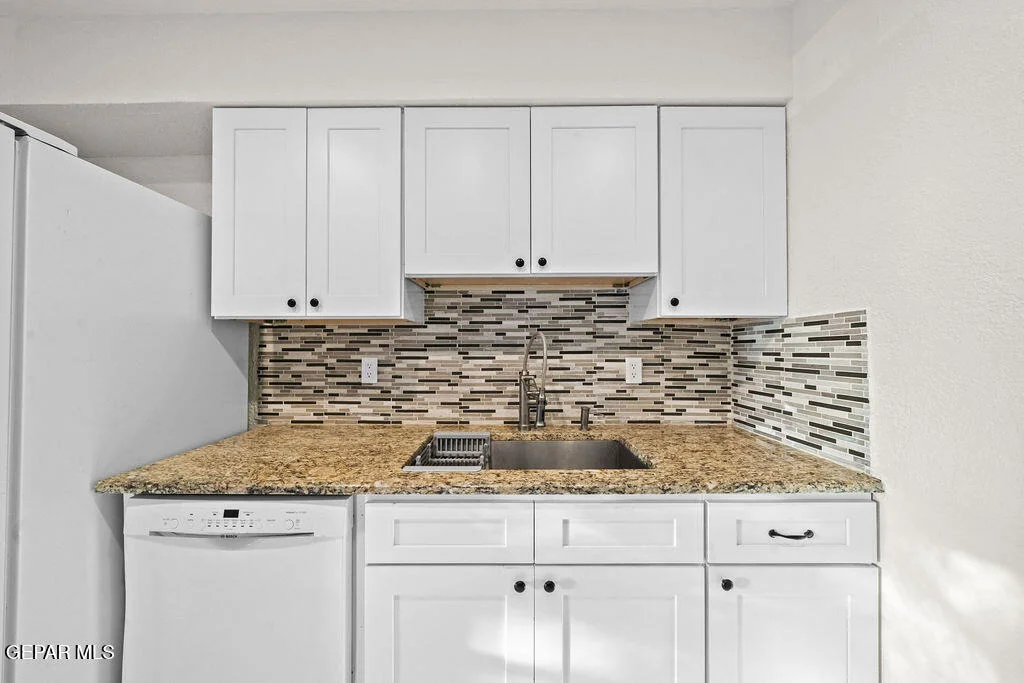 Photo of 220 PYRITE Drive