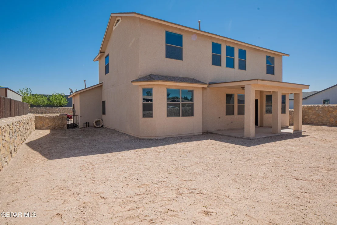 Photo of 3049 LOOKOUT POINT Drive