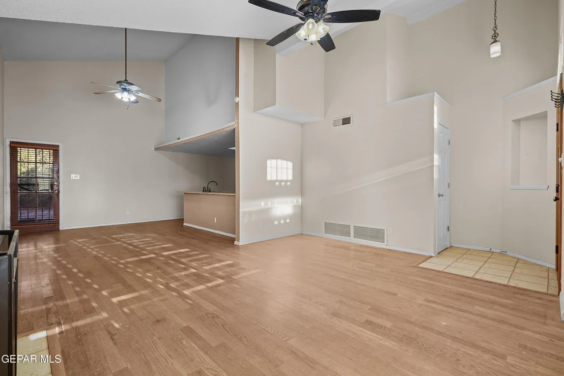 Photo of 5639 SCHWARZKOPF Drive