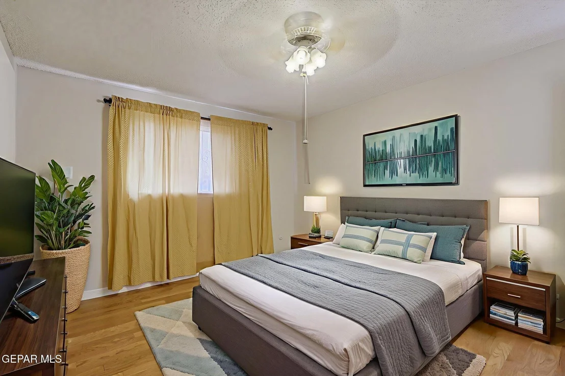 Photo of 1304 Honeysuckle Drive