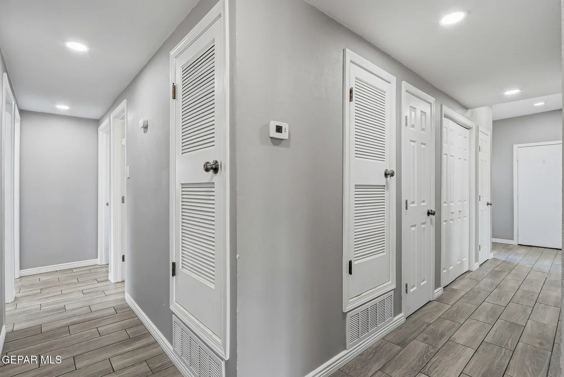 Photo of 313 MARDI GRAS Drive