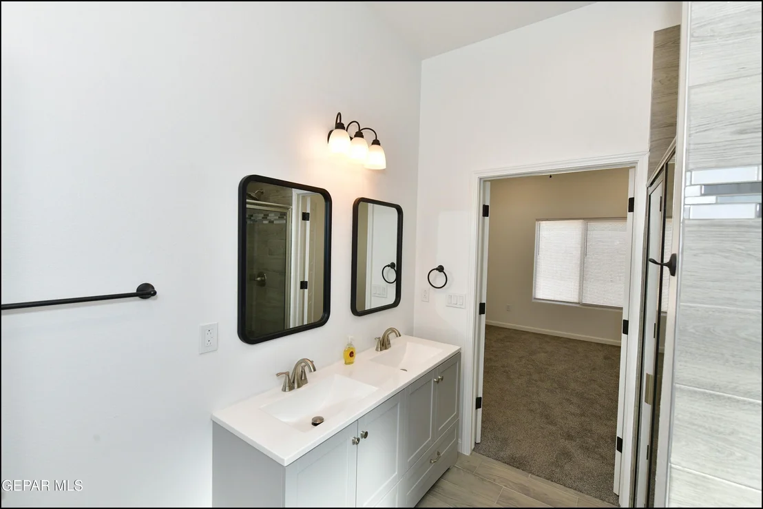 Photo of 740 Weiermann